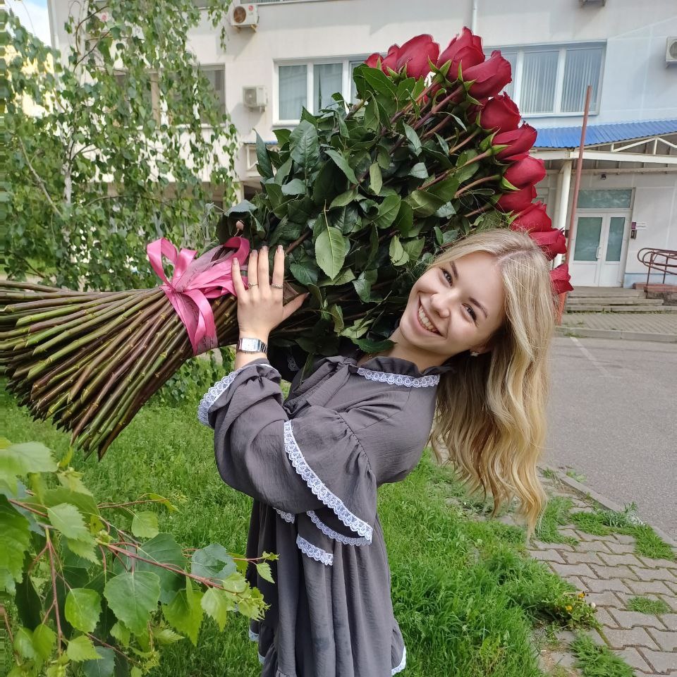 Букет из 151 метровой розы, (Эквадор) 100 см