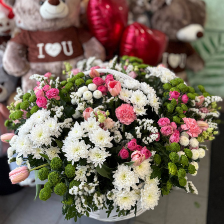 "Символ любви" + шары + медведь