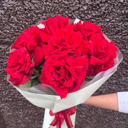 Букет "Рубиновый шик"