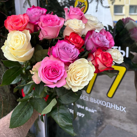 Букет из 15 эквадорских роз "Микс"