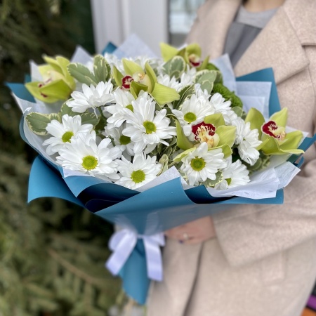 Букет "Грация" (Эквадор, Нидерланды)